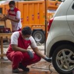 Knalpot mobil keluar asap berlebih? Ini penyebab dan cara mengenalinya