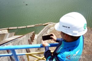 pemantauan-ketinggian-muka-air-waduk-wonorejo-2851247